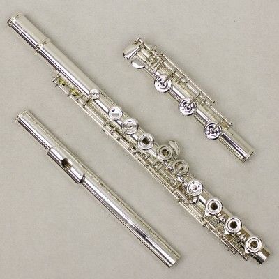 Flauta ALTUS modelo 907 SR-BE