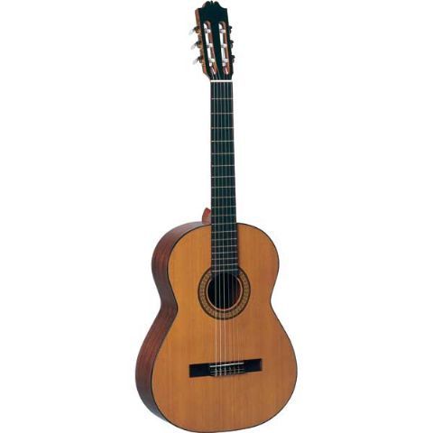 Guitarra clsica ADMIRA modelo SOLISTA