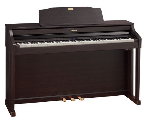 Piano digital ROLAND modelo HP506-RW