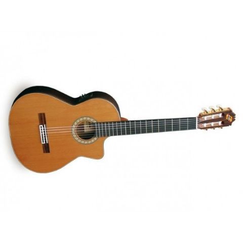 Guitarra clsica electrificada ADMIRA modelo SOLEDAD EC